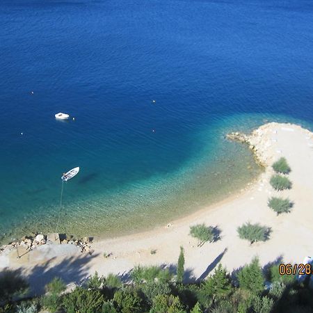 Apartments Lozina On The Beach Omis Luaran gambar