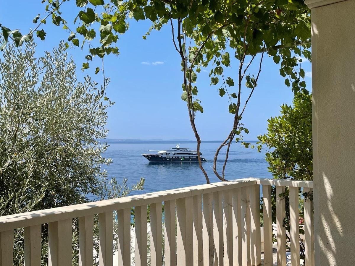 Apartments Lozina On The Beach Omis Luaran gambar
