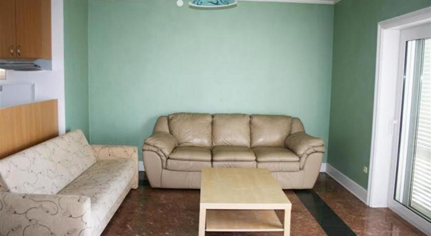 Apartments Lozina On The Beach Omis Luaran gambar