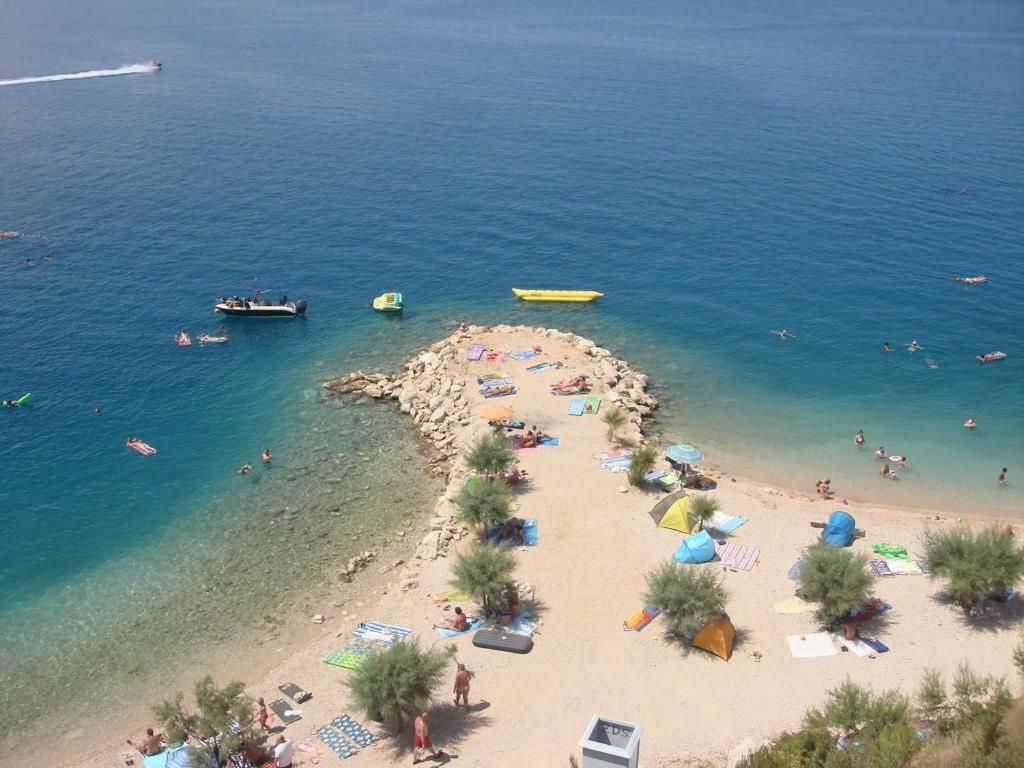 Apartments Lozina On The Beach Omis Luaran gambar
